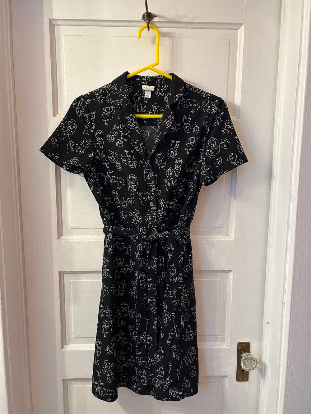 Target - a new day - classical faces art dress - black and white - pockets